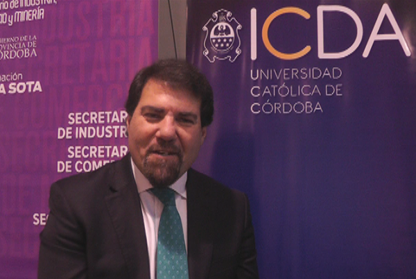 Disertación: “Oportunidades de inversión en el mercado argentino: Escenario presente y perspectivas futuras”