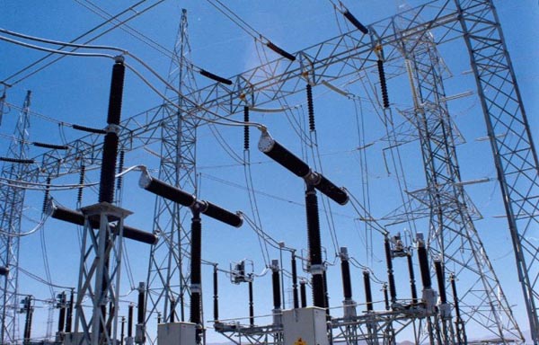 Colapso de tensión en el sistema nacional afectó el servicio eléctrico en la región