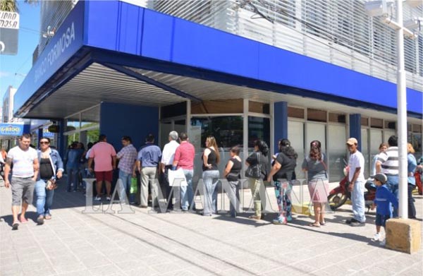 Se pagan salarios con tramo final del aumento fijado por el PEP