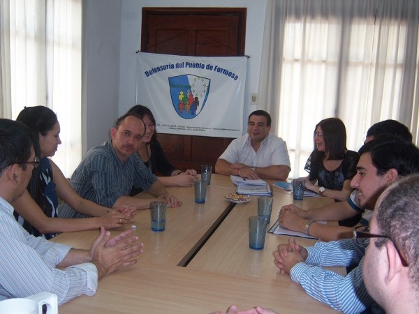 Docentes plantean amparo ante la “vulneración y coacción” de derechos a los que son sometidos