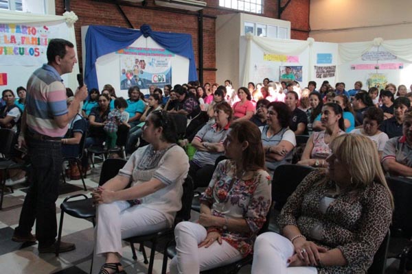 Destacan rol de promotoras comunitarias