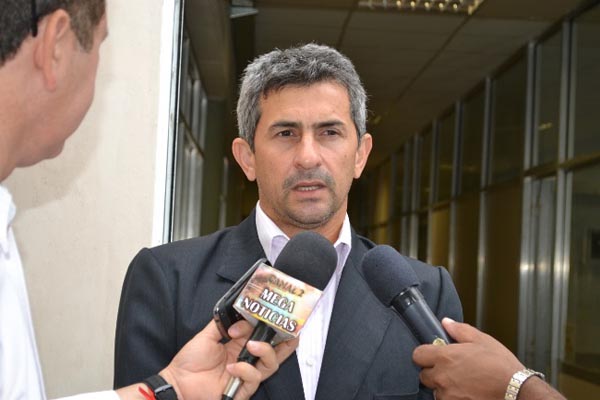 Malich dijo que cualquier interesado puede hacer trámite para vivienda