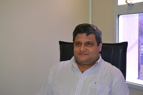 “Buryaile carece de consenso para pretender ser el jefe de la oposición”