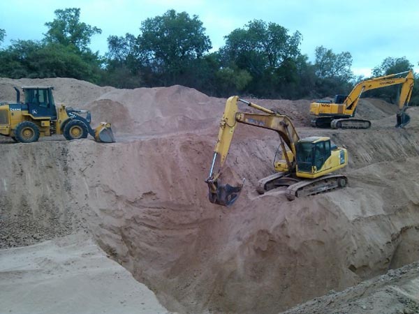 Ejecutan acciones hidráulicas en aguas del rio Bermejo