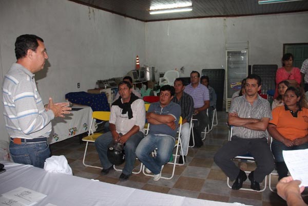 Entregan microcréditos en capital