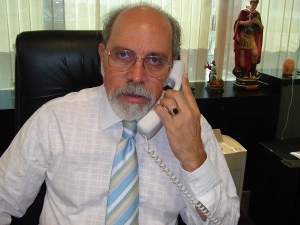 Ministro de Economía: “Garantizamos el pago del medio aguinaldo sin inconvenientes”