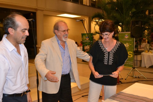 Responsabilidad social empresaria a favor de varias entidades