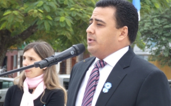 Samaniego cargó contra la “falta de coherencia” de Buryaile