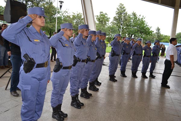 Tres mujeres ascendieron a comisario