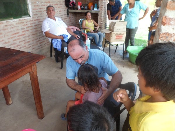 Más de dos mil personas reciben una completa cobertura de salud en colonia La Primavera