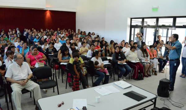 Capacitan a cooperativistas