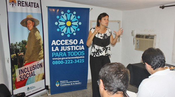 El Centro de Acceso a la justicia realizo un taller sobre trata para trabajadores agrarios