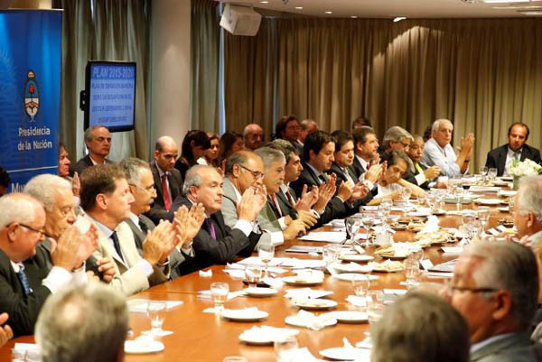 De Vido destacó la gestión de Insfrán en la Cámara Argentina de la construcción