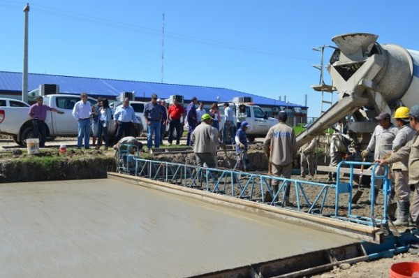 De Vido resaltó las importantes obras de infraestructura vial