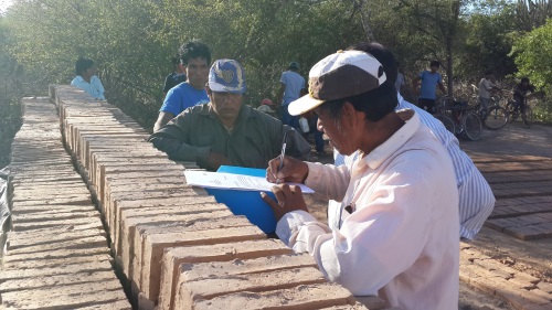 Gobierno acuerda ejecución de 1500 viviendas y la compra de unos 40 millones de ladrillos