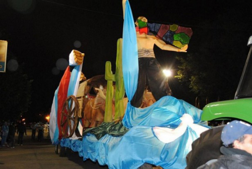 Este domingo se hará el mega-desfile por la provincialización en la plaza