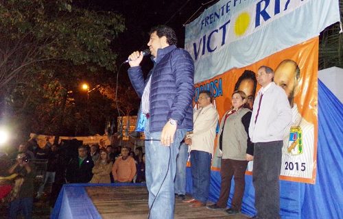 Intensa actividad de candidatos del FpV en barrios de la ciudad