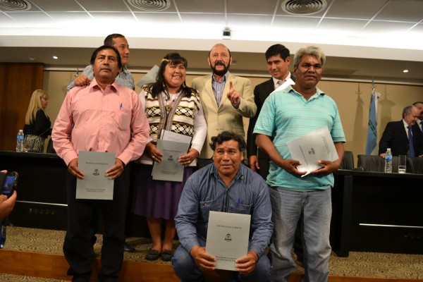Insfrán encabezó acto de toma de posesión de cargo a directores indígenas del ICA