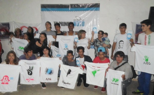 Capacitan a jóvenes en el marco de “Tu primer voto”