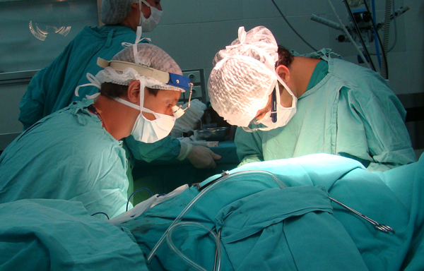 Procedimientos endovasculares de reparación en el HAC