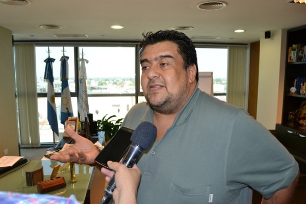 Ministro Jorge González aclaró que Mojón de Fierro no está aislado