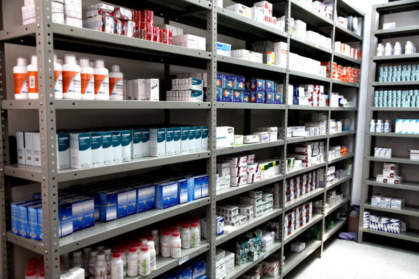 Denuncian aumento de hasta un 145% en los medicamentos