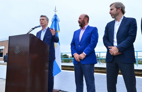Macri dijo que en junio comienza obra para la nueva planta potabilizadora de Clorinda