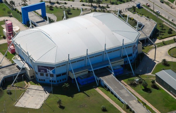 Apertura de la “cumbre” nacional del  peronismo en el estadio Cincuentenario
