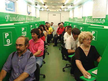 El Aula Móvil de Fundación Educando llega a Formosa