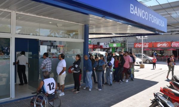 Estatales: Los días 29 y 30 pagan haberes de julio con el tramo del 10% de incremento
