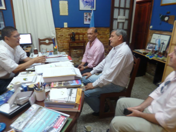 Defensoría solicitará al Gobierno Nacional no seguir «castigando» el bolsillo de los usuarios