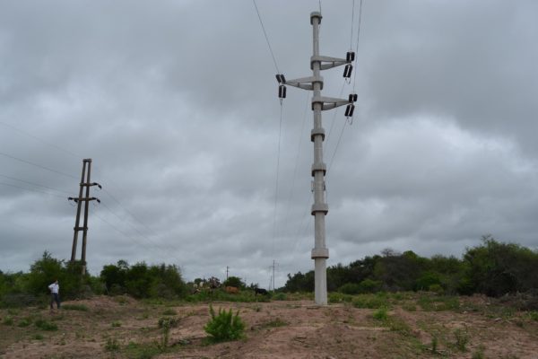 REFSA ejecuta obras eléctricas en casi medio centenar de colonias rurales