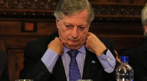 Aranguren: «Tuvimos 10 años de ilusión que hizo creer que el gas era gratis»