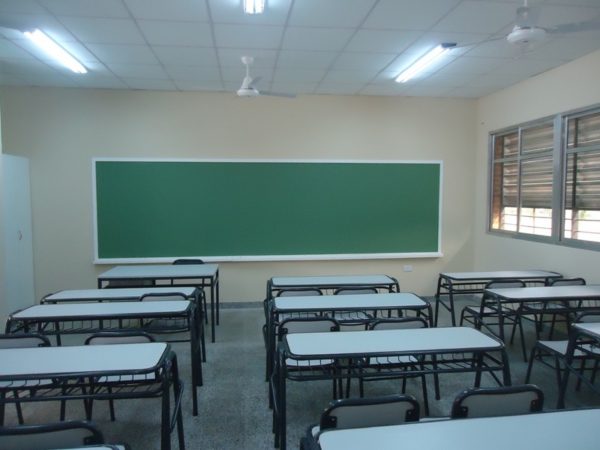 Insfrán inaugura este lunes la obra educativa numero 1281 de su gestión