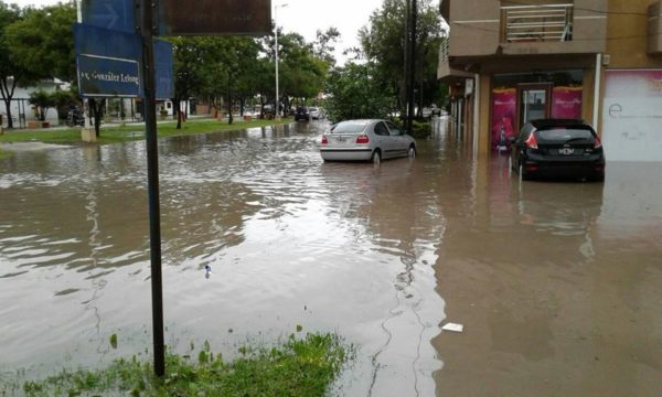 Lluvias extraordinarias produjeron anegamientos en toda Formosa Capital