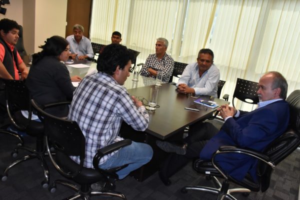 Fructítera mesa de diálogo entre vecinos de Ingeniero Juárez y el Jefe de Gabinete