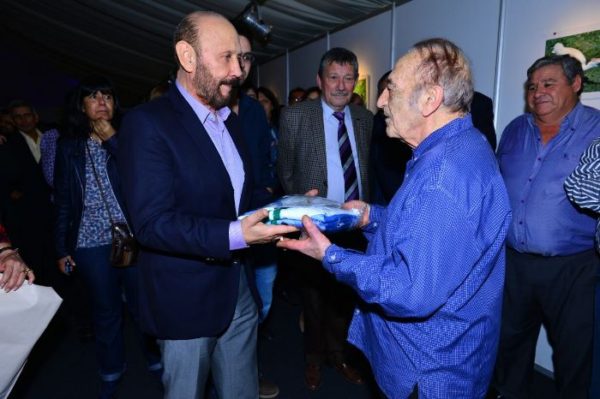 Insfrán saludó al maestro Estrella que brilló en la Fiesta del Pomelo