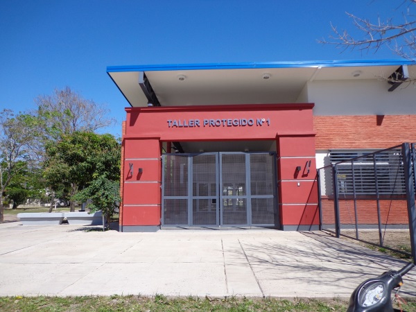 Insfrán inaugura taller de oficios para personas con capacidades especiales