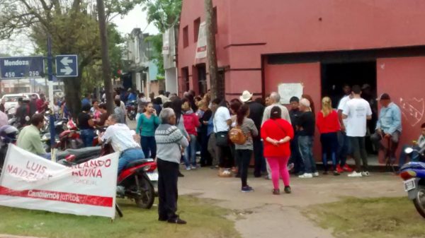 La ayuda social nacional tomada por asalto en los comités de Cambiemos