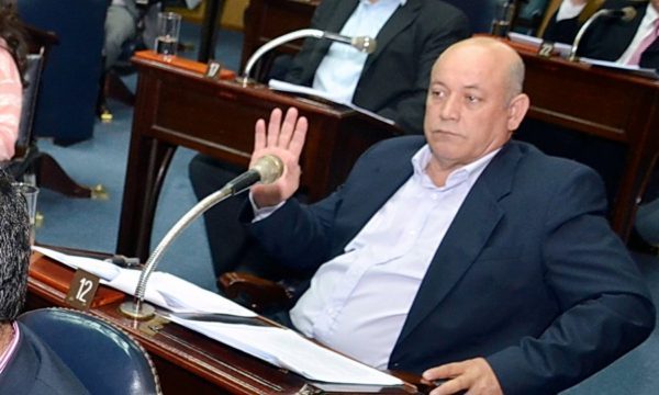 Repudio por descalificaciones del diputado Carbajal a la labor de los docentes formoseños