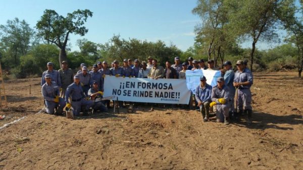 En el extremo oeste trabajan extendido 24 horas para contener al rio Pilcomayo