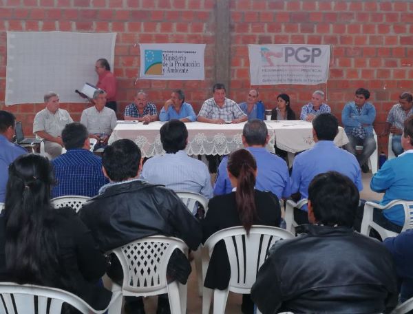 Productores de zonas inundadas son atendidos integralmente por la provincia