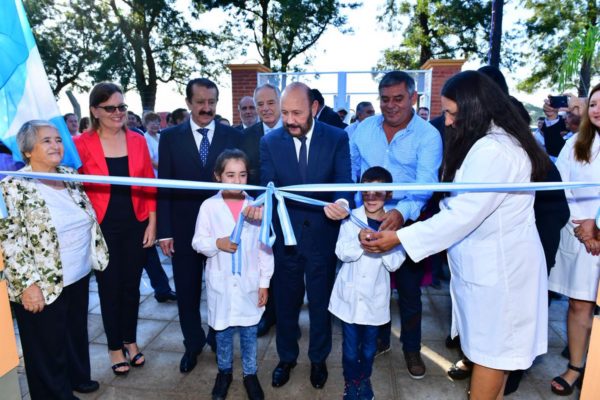 En Villafañe, el gobernador Insfrán inauguró la obra educativa 1332