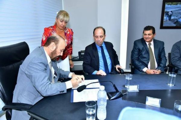 Insfrán rubricó acta inicio de obra para sede judicial con asiento en Las Lomitas
