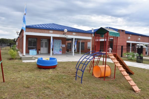 Insfrán inaugura este miércoles tres nuevas obras educativas en el ámbito rural