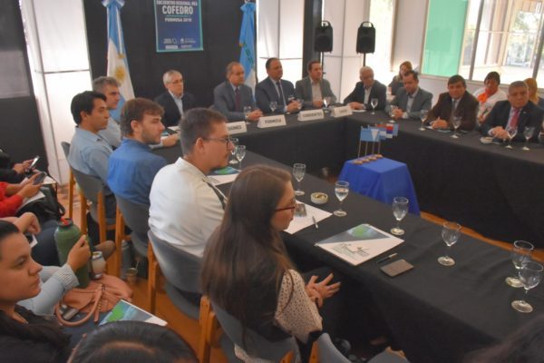 Las adicciones en las comunidades aborígenes debatidas regionalmente
