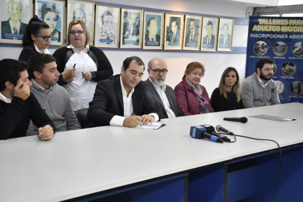 Acuerdo con comercios y farmacias por descuentos y bonificaciones a jubilados