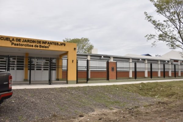 Insfrán inaugurará la próxima semana la obra educativa 1335 de su gestión