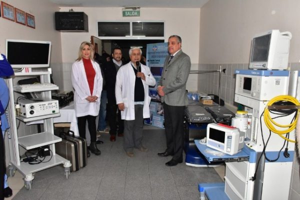 $38 millones en equipamiento médico para hospitales de referencia