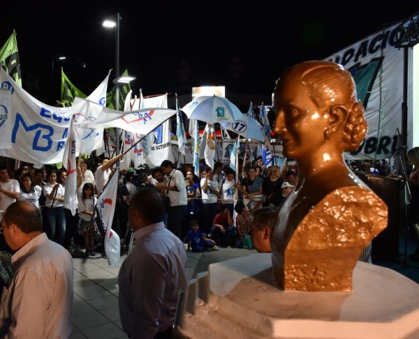 El peronismo homenajea a Evita a 66 años de su muerte